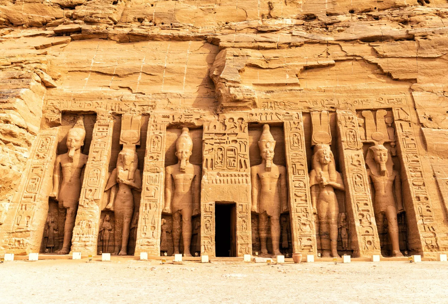 Abu simble temple